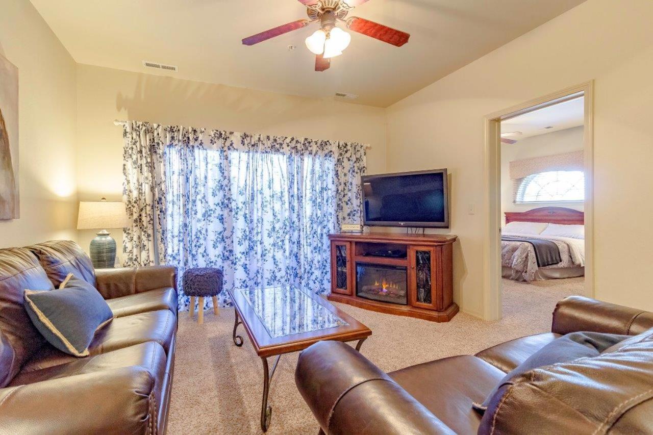 Pools Sleeps 10 Close To 76 Silver Dollar City 0502 Branson Exterior foto