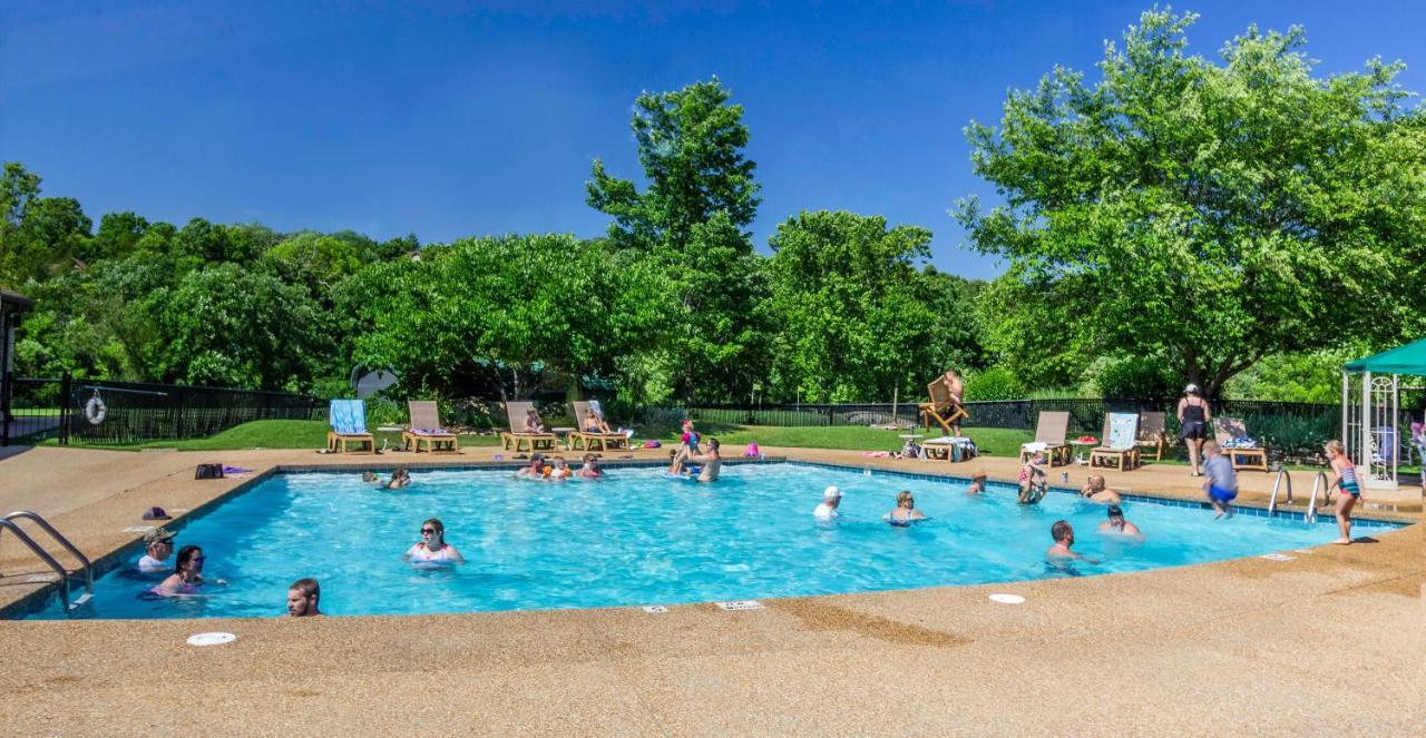 Pools Sleeps 10 Close To 76 Silver Dollar City 0502 Branson Exterior foto