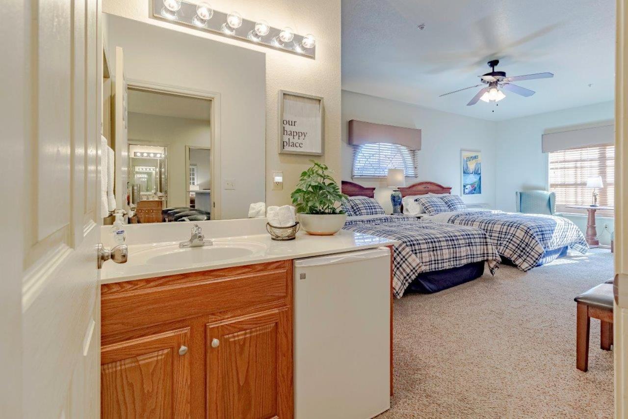 Pools Sleeps 10 Close To 76 Silver Dollar City 0502 Branson Exterior foto