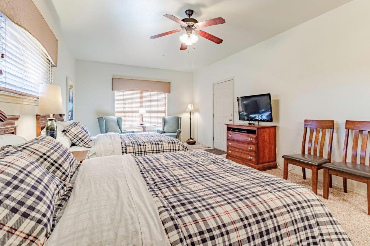 Pools Sleeps 10 Close To 76 Silver Dollar City 0502 Branson Exterior foto